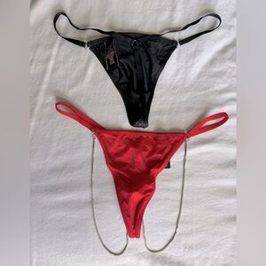 Micro panties with diamond chain